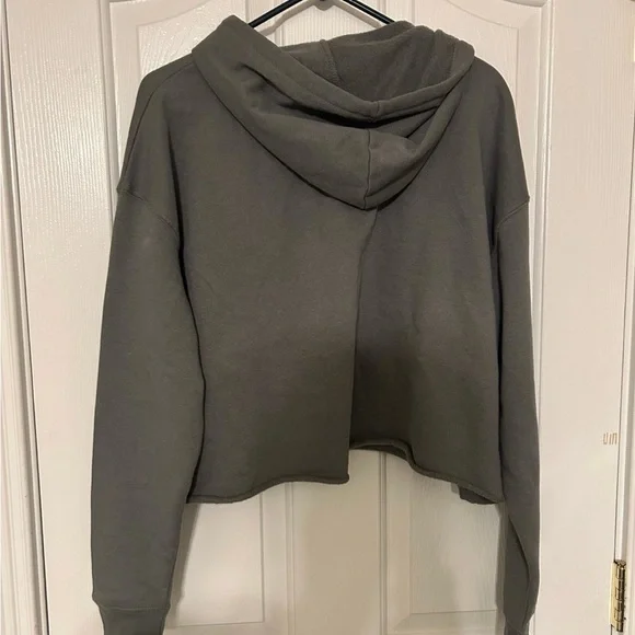 Hot Topic Coca‑Cola Polar Bears Cropped Hoodie – Women’s Large, EUC - Picture 6 of 16